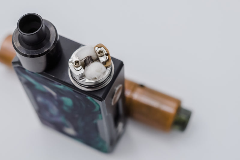 Are Box Mods The Same Thing As A Vaping Battery? Not Quite!